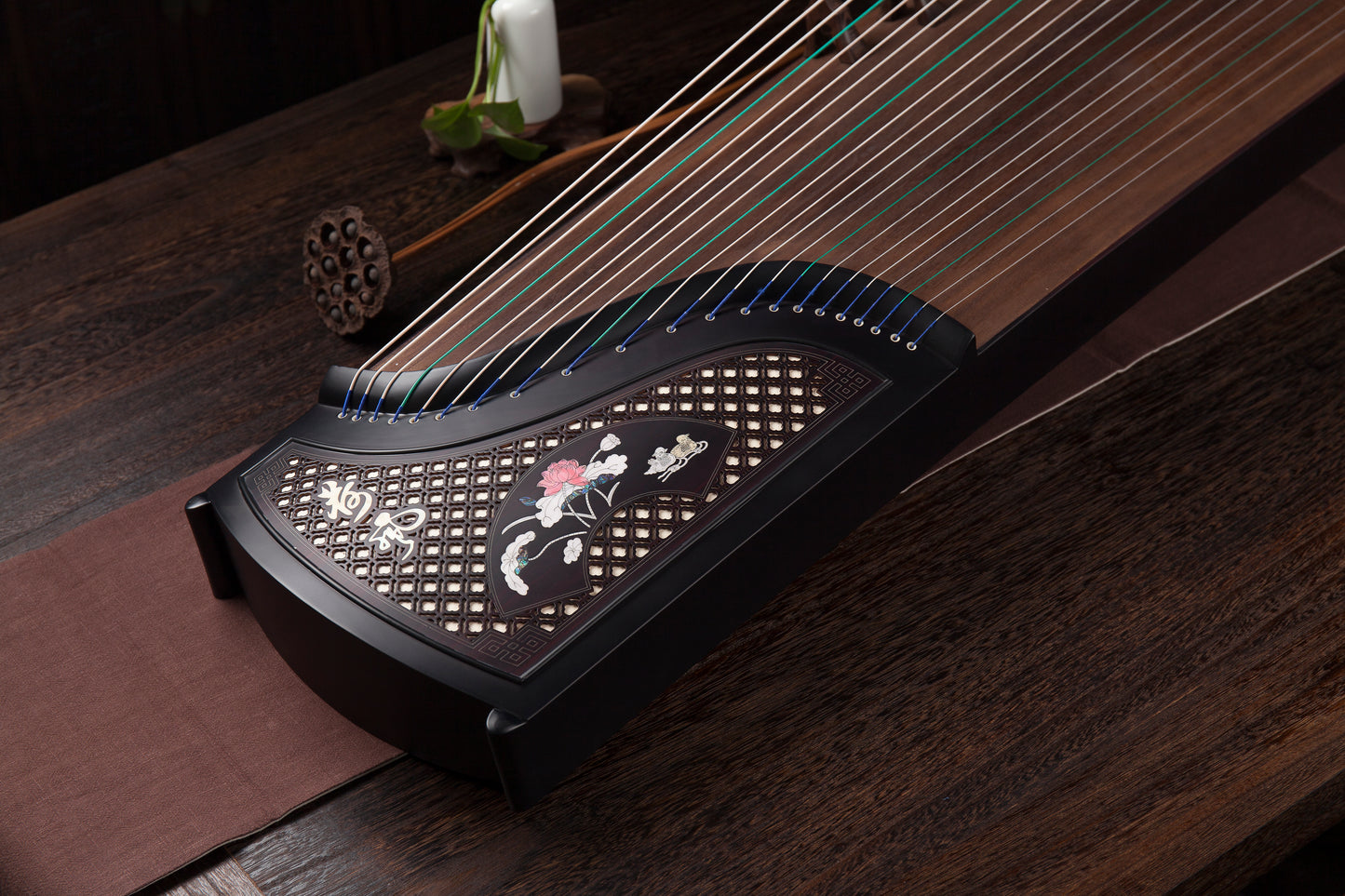 荷風送香 'Breeze of Lotus Fragrance' Professional Collection Guzheng with Mother of Pearl Inlay and Wood Cut-Out Design on Ebony 黑檀木镂空贝雕精品系列古筝