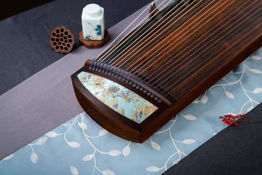 繁華盛 'Bustling Prosperity' 49.2'' (125cm) Travel Size Guzheng with Silk Brocade on Indian Rosewood 阔叶黄檀云锦工艺小筝