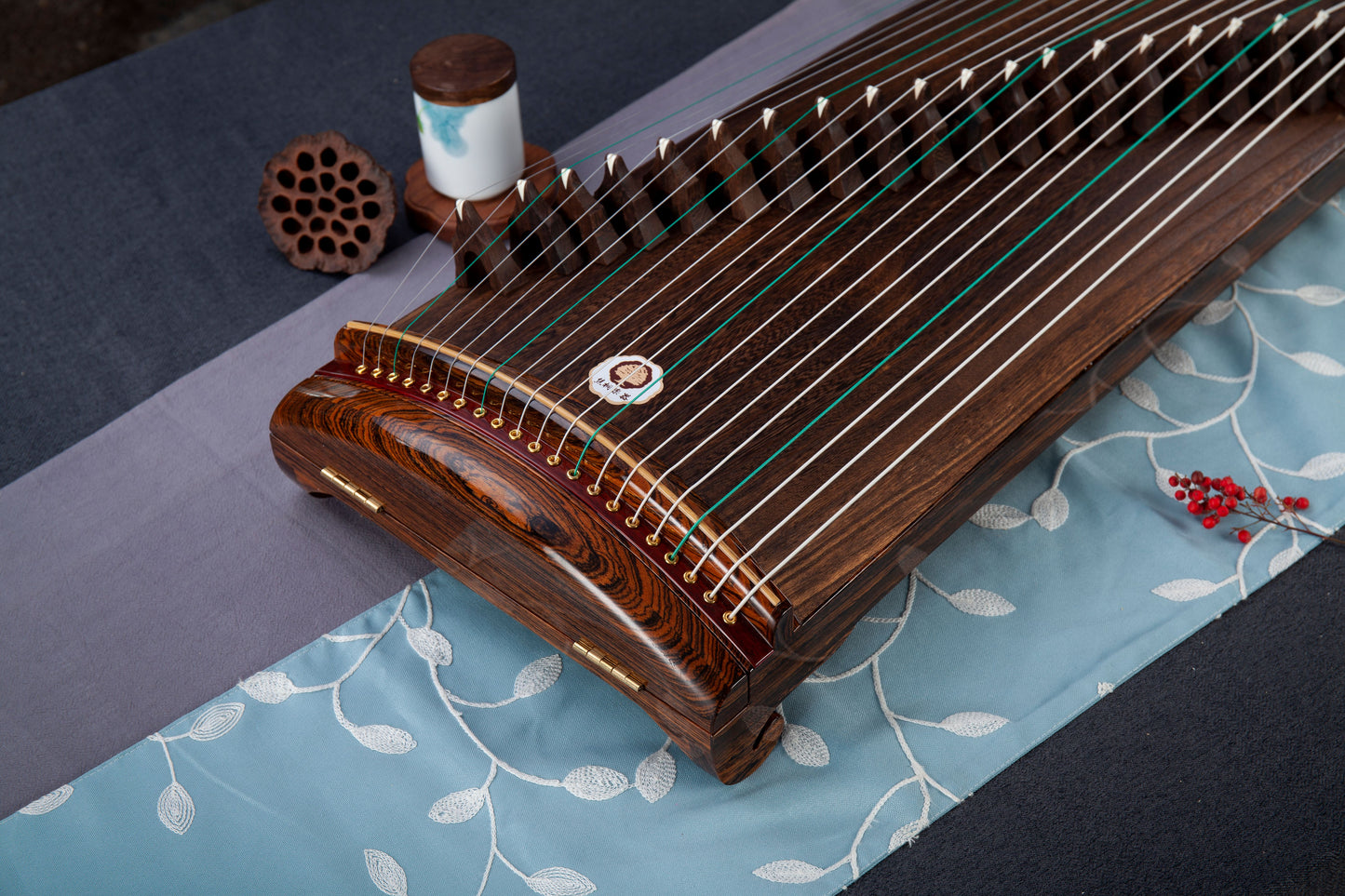 小唐 'Little Tang' 35.4'' (90cm) Travel Size Hand-Carved Hollowed-Out Guzheng with Decorative Burmese Teak Panel 金丝柚木素面挖筝小筝