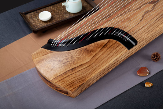 素顏 'Pure Beauty' Hand-Carved Hollowed-Out Guzheng with Decorative Ebony Panel 黑檀素面挖筝