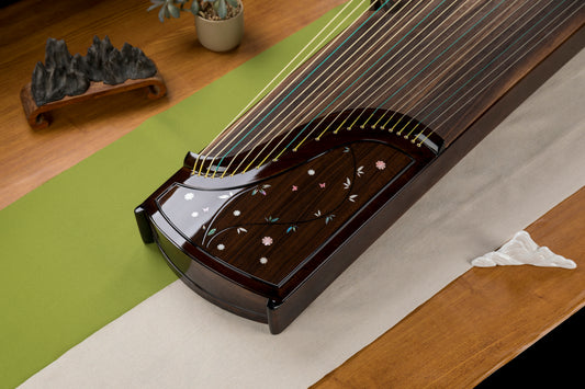 陌上花開 'Blossoms Along the Path to Home' Concert Grade Guzheng with Piano Lacquer Finishing on Burmese Teak 金丝柚木钢琴烤漆亮面演奏级古筝