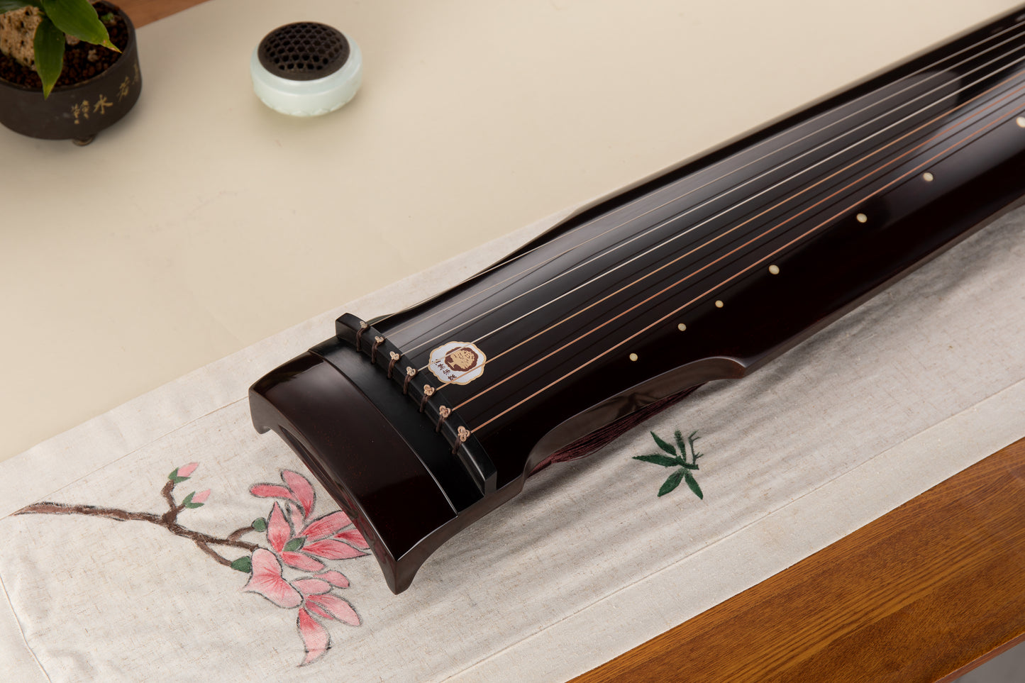 高级杉木仲尼古琴 High-Grade Zhongni-Style Chinese Fir Guqin