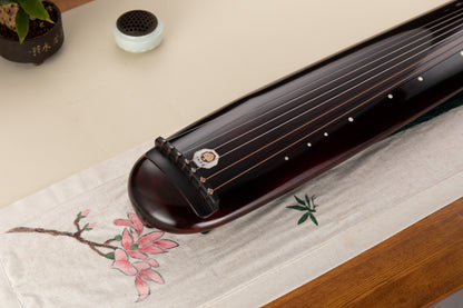 高级杉木混沌古琴 High-Grade Hundun-Style Chinese Fir Guqin
