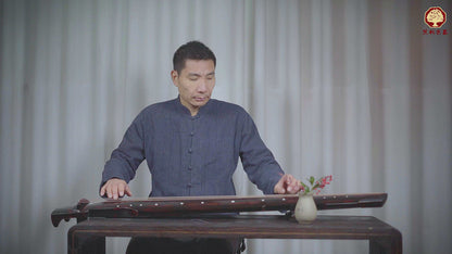 杉木黑红仲尼古琴 Red-Tinted Dark-Colored Zhongni-Style Chinese Fir Guqin